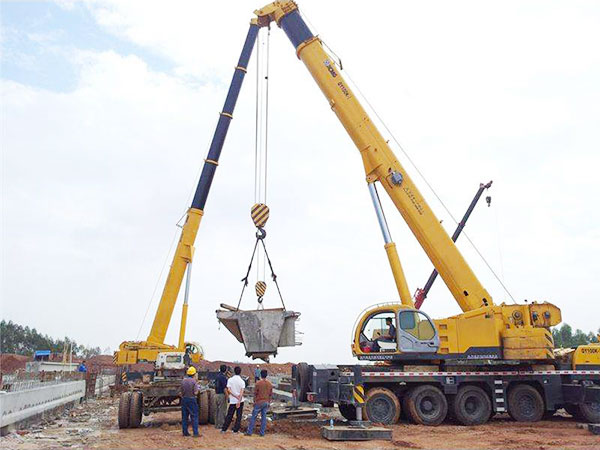 如何購(gòu)買(mǎi)一臺(tái)好的隨車(chē)吊？購(gòu)買(mǎi)隨車(chē)吊注意事項(xiàng)